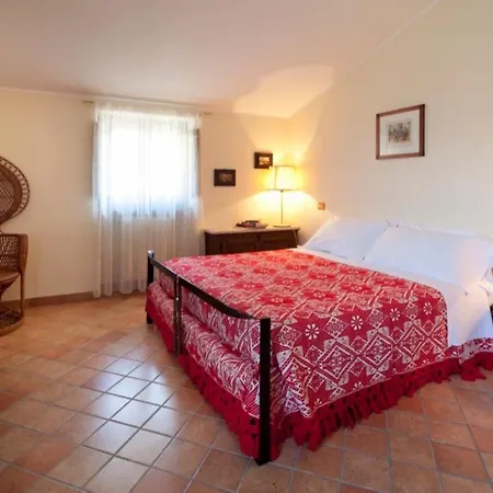 Villa Renaiola Sleeps 13 Pool Wifi