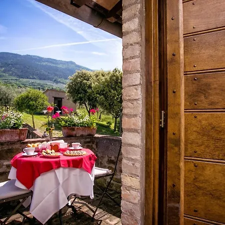 Renaiola Sleeps 13 Pool Wifi Villa *
